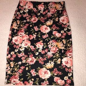 Floral mid length skirt